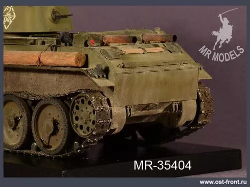 MR-35404 Rüstsatz und Gepäck BT-7M Dieselmotor