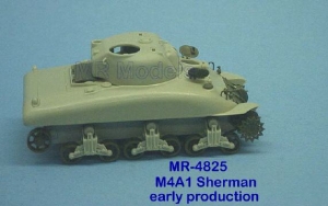 MR-48025  Sherman M4A1 frühe Produktion mit Sehschlitzen
