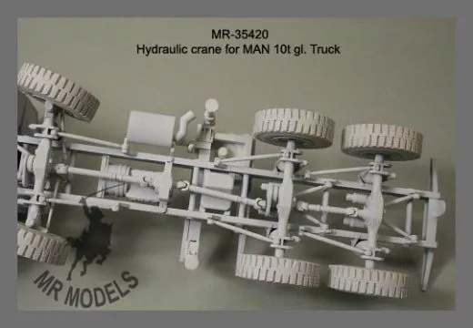 MR-35420 Ladekran für MAN 10t milgl.1t ( Revell )