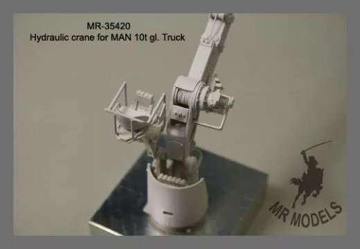 MR-35420 Ladekran für MAN 10t milgl.1t ( Revell )