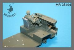 MR-35494  driver figure Bundeswehr approx. 1985 - 90 for VW T3      (TAKOM)