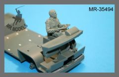 MR-35494  driver figure Bundeswehr approx. 1985 - 90 for VW T3      (TAKOM)