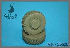 MR-35500 wheel set ATF Dingo 2 Bundeswehr with MICHELIN tires  (REVELL)