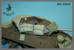 MR-35629   Stowage and gear Achilles Mk.II Tank Destroyer      (TAMIYA)